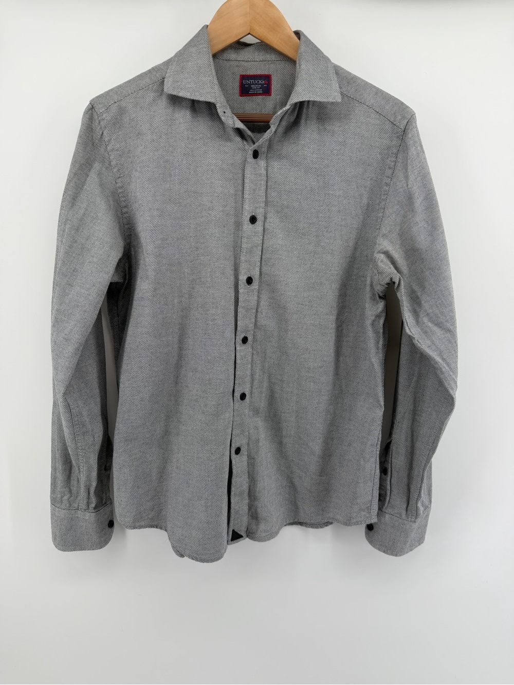 UNTUCKit Men's Gray Herringbone Dress Shirt